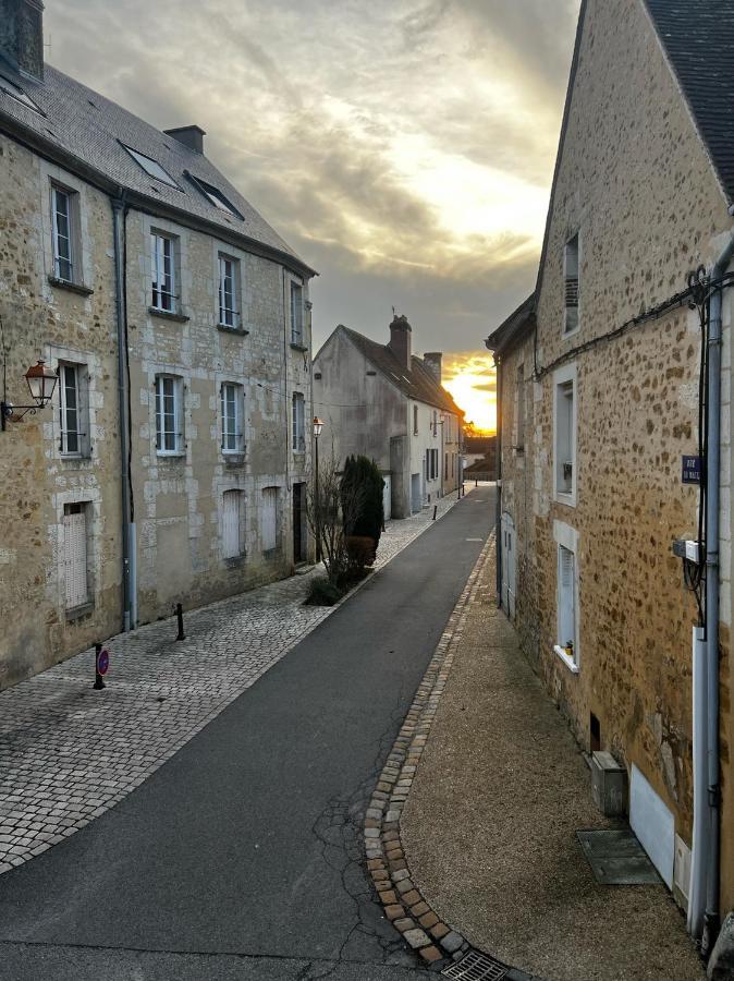 Villa La Persienne Bleue - Coeur Historique De Mortagne Au Perche Exterior foto